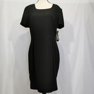 NWT Maggy London Square Neckline Dress - Sz 10